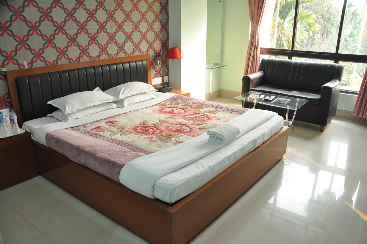 Hotel Dooars Mountain Alipur Duar Экстерьер фото