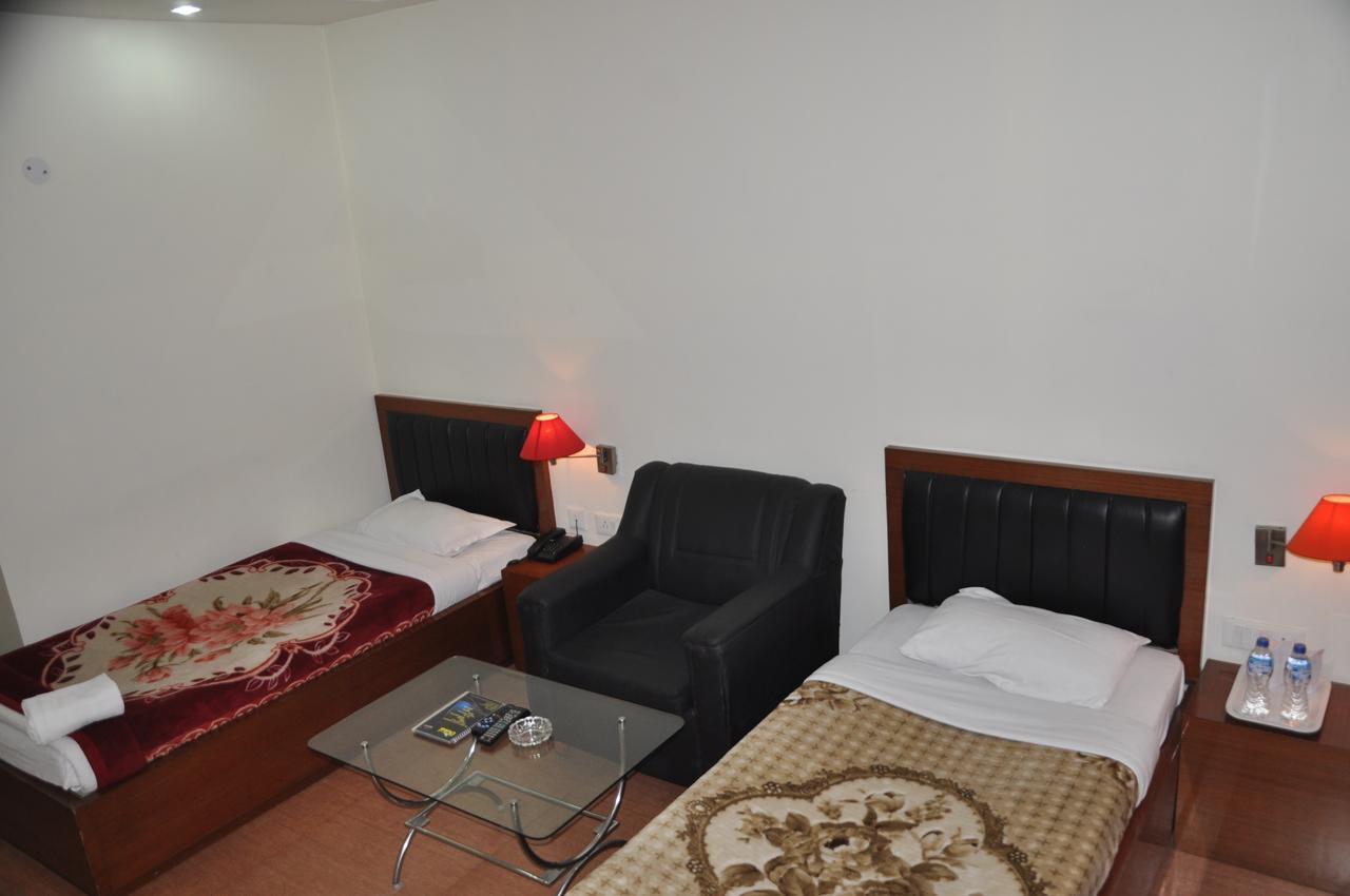 Hotel Dooars Mountain Alipur Duar Экстерьер фото